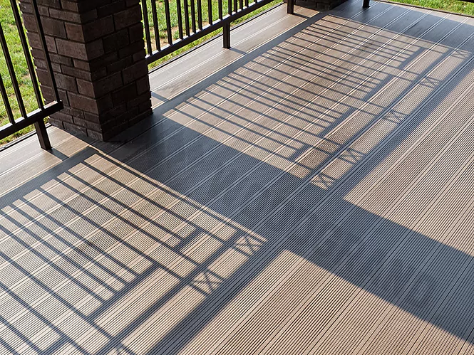 Крытая терраса из ДПК